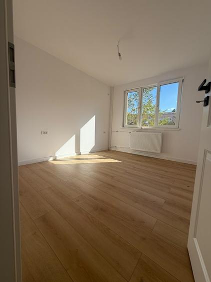 Apartament cu 2 camere decomandat în 1 Decembrie 1918