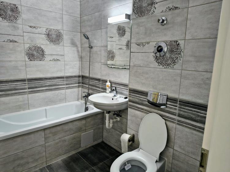 Garsonieră decomandată în Avantgarden
