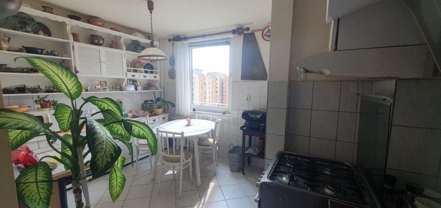 Apartament cu 3 camere de vanzare, strada Sovata, tip C, cu panorama spre Crisul - 2