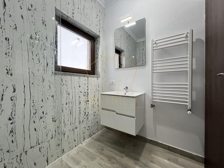 Casă individuală cu 5 camere cu Canalizare în Giarmata