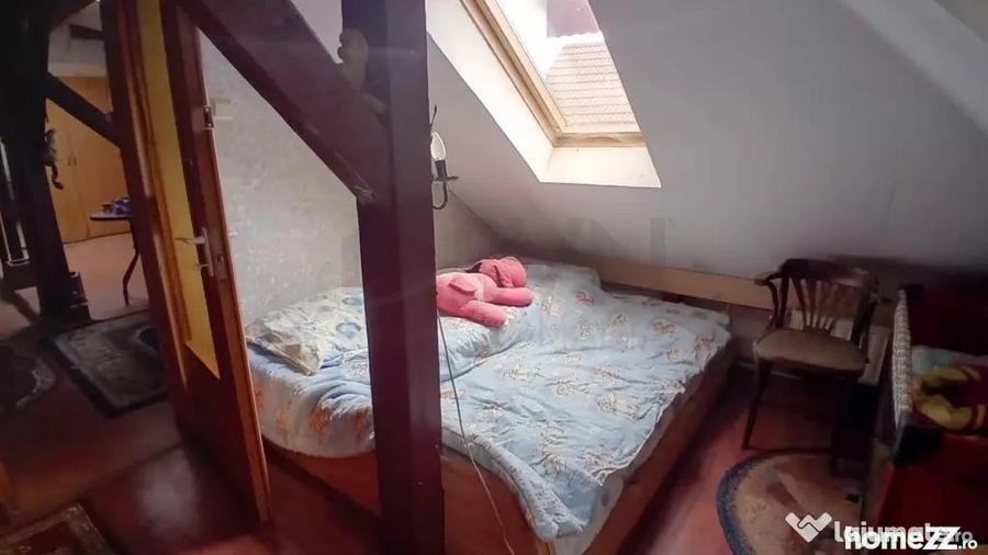 Casă cu 5 camere cu Teren 127 Mp în Domenii
