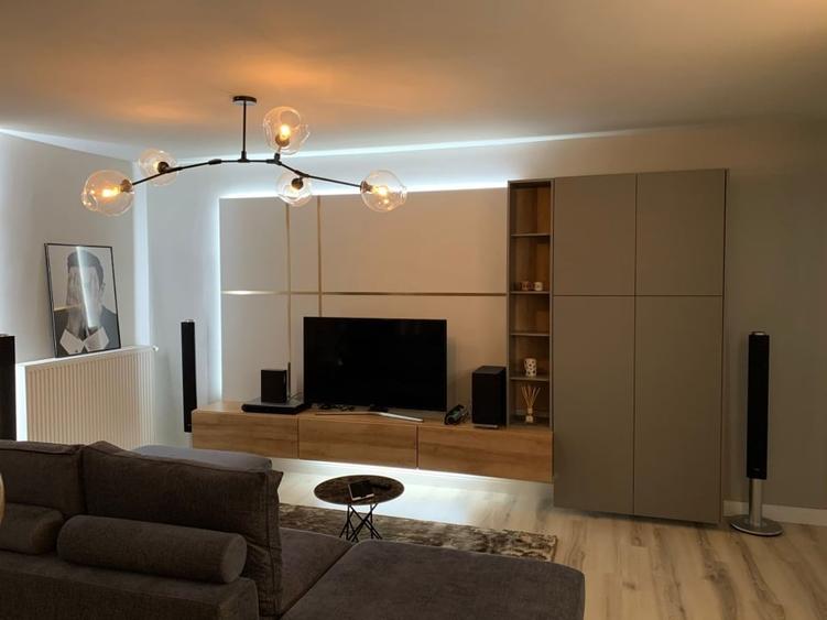 Apartament cu 2 camere decomandat, mobilat în Mărăști