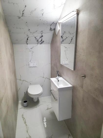 Casă individuală cu 4 camere cu Canalizare în Tunari