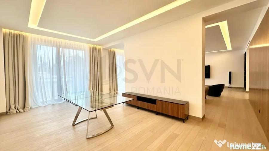 Apartament cu 5 camere decomandat în Kiseleff