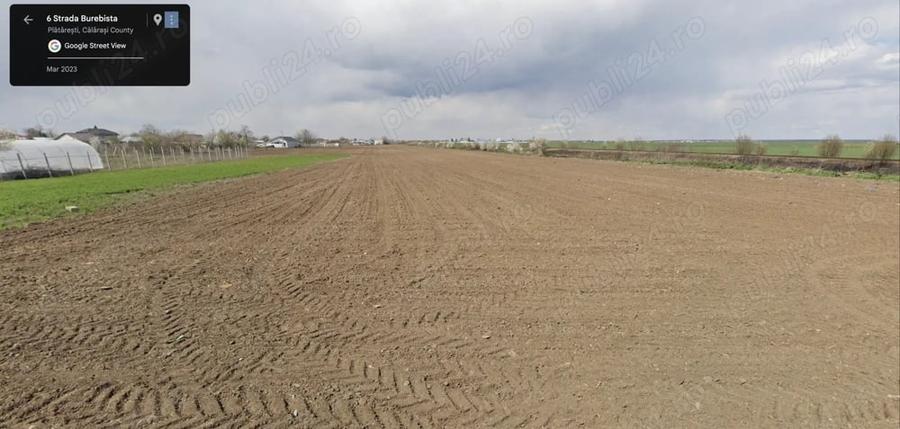 Teren de 4400 mp, în Plătărești