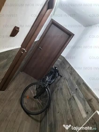 Apartament cu 3 camere decomandat în Griviței