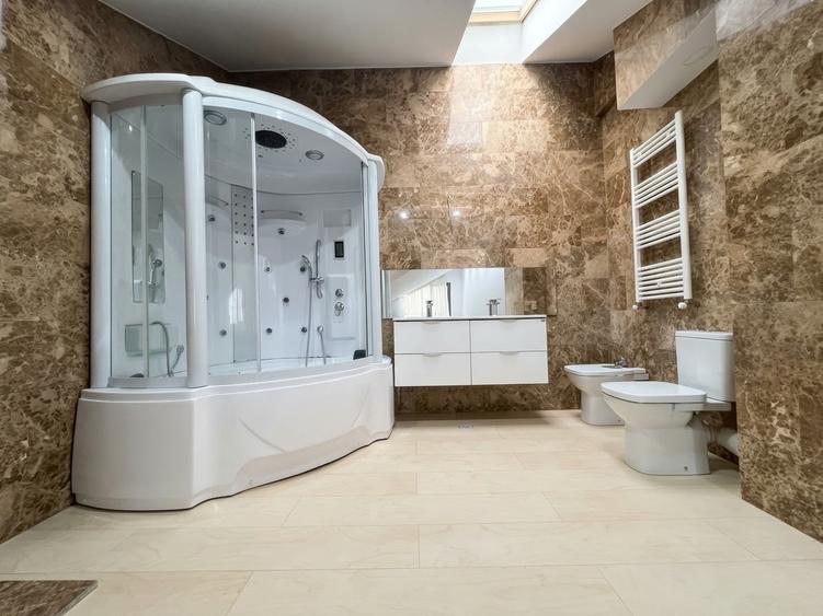 Apartament cu 3 camere în Lunca Cetățuii