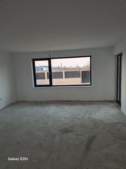 Casă cu 3 camere în Ghercești