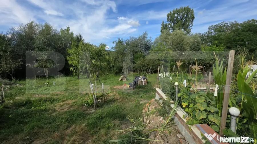 Casă cu 3 camere cu Teren 1700 Mp în Central