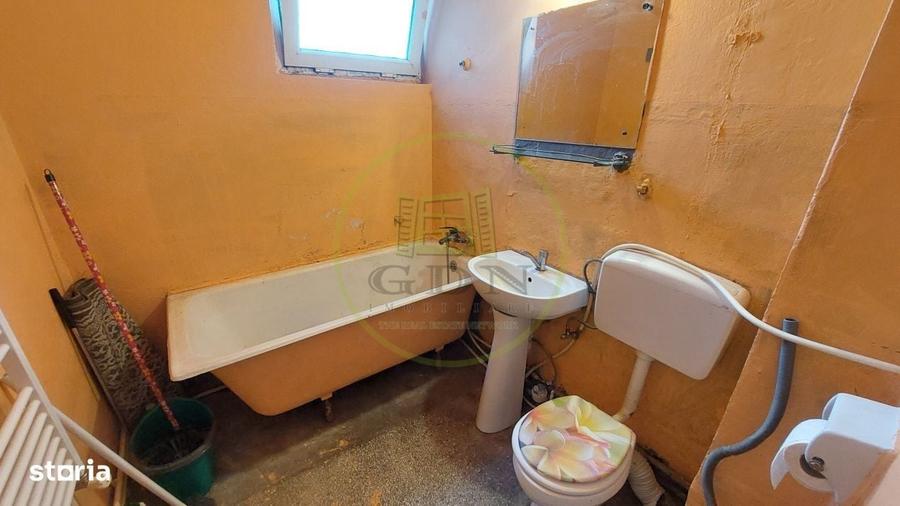 Apartament cu 2 camere semidecomandat în Brazda lui Novac