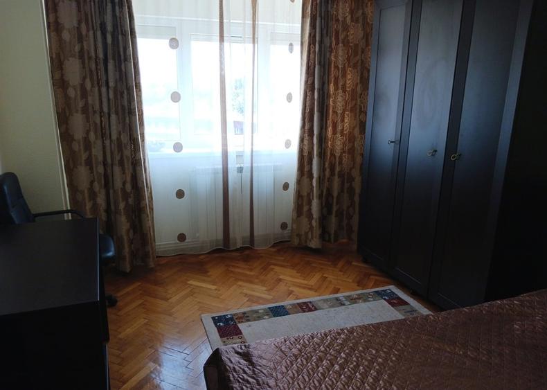 Apartament cu 3 camere decomandat, mobilat în Libertății