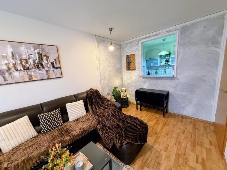 Apartament cu 2 camere decomandat, mobilat în Avantgarden