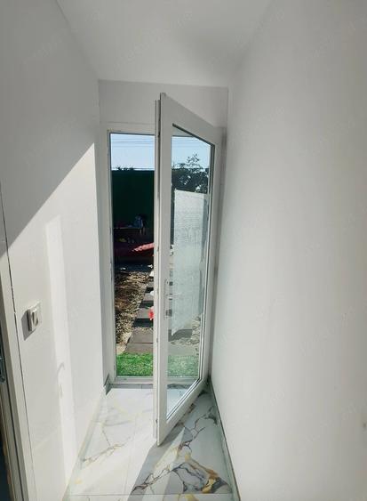 Casă cu 2 camere cu Teren 500 Mp în Corbeanca