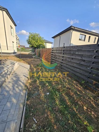 Casă individuală cu 3 camere cu Canalizare în Central
