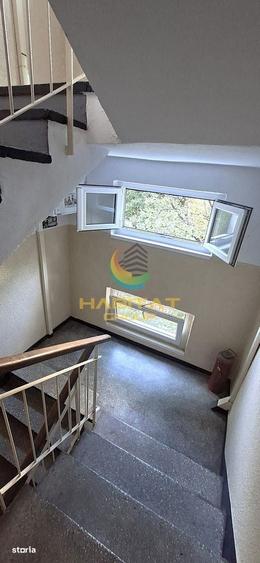 Apartament cu 2 camere semidecomandat în Giurgiului