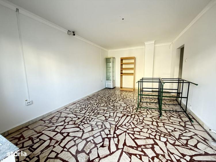 Spațiu comercial, de 120 mp, în Central