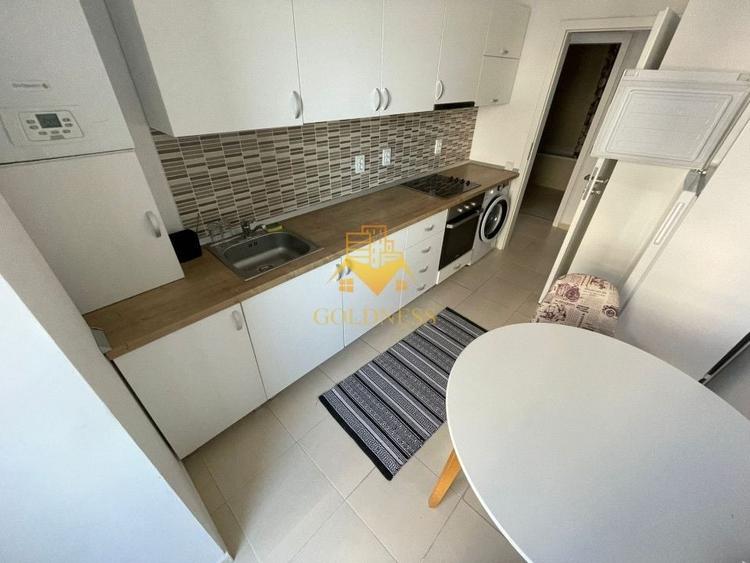 Apartament cu 2 camere semidecomandat, mobilat în Calea Turzii