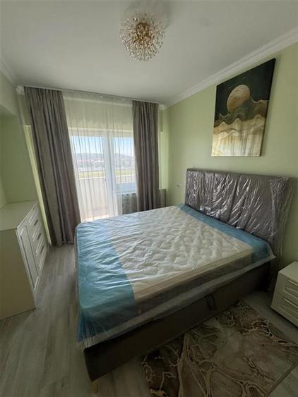 Apartament cu 2 camere decomandat, mobilat în Podu Roș