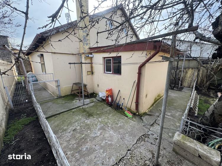 Casă cu 3 camere cu Teren 640 Mp în Valu lui Traian