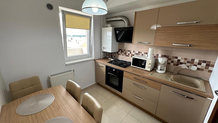 Apartament cu 2 camere decomandat, mobilat în Mihai Viteazul