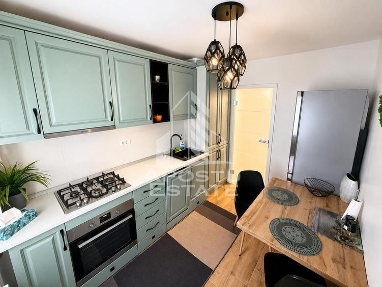 Apartament cu 3 camere semidecomandat, mobilat în Telegrafului