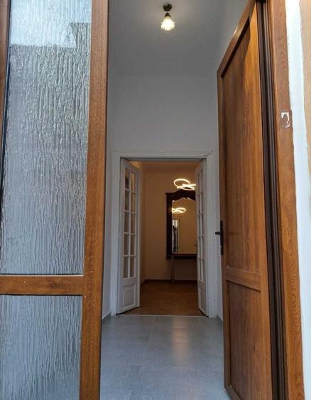 Apartament 2 camere de vânzare, vilă, parter, curte, încălzire în pardoseală - 2