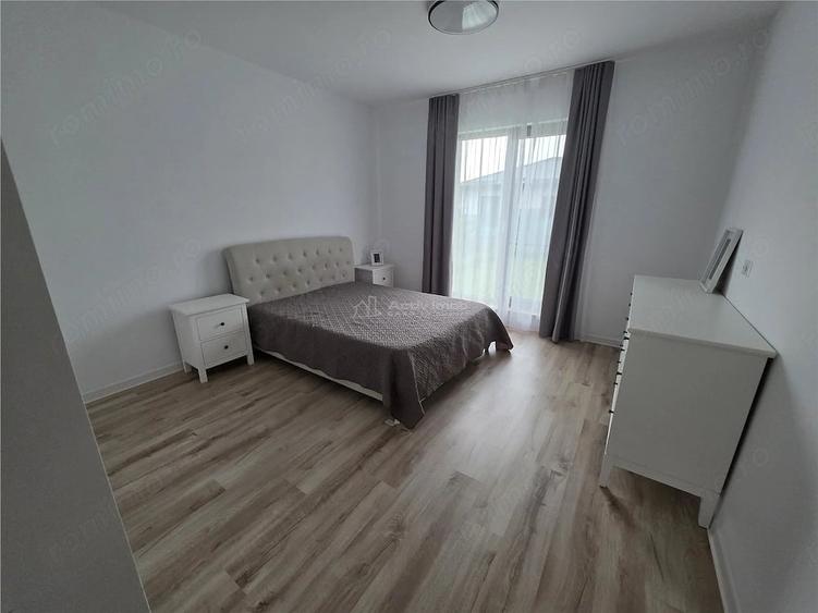 Casă cu 4 camere cu Teren 400 Mp în Tamași
