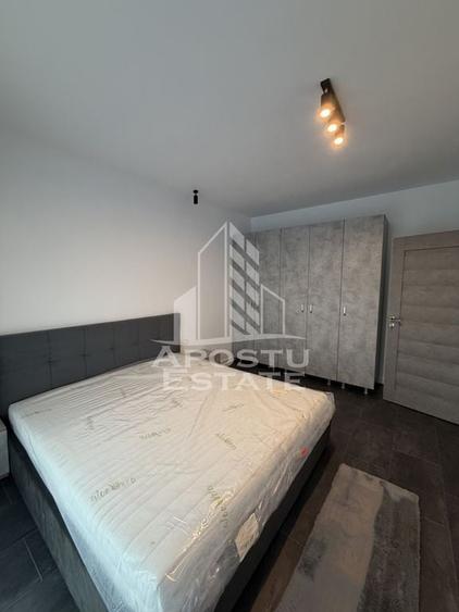 Apartament cu 3 camere decomandat în Dumbrăvița