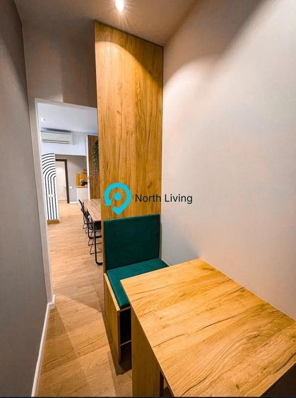 Apartament cu 3 camere semidecomandat, mobilat în P-ța Victoriei