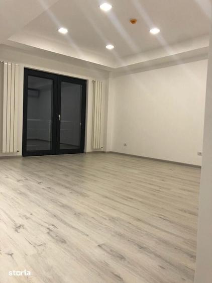 Spațiu comercial, de 100 mp, în Mazepa 2