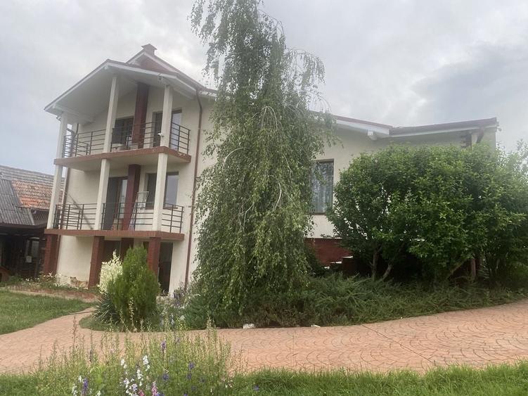 Casă cu 4 camere în Gârceiu