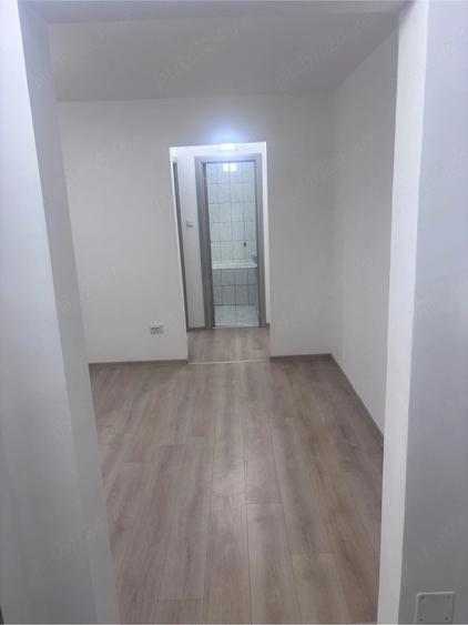 Apartament cu 2 camere semidecomandat în Hipodrom