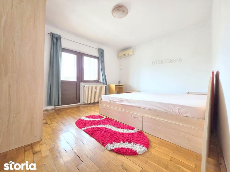 Apartament cu 3 camere decomandat în Centrul Civic