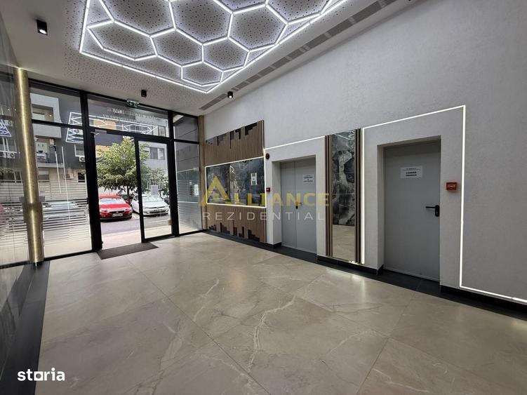 Apartament cu 4 camere în Berceni