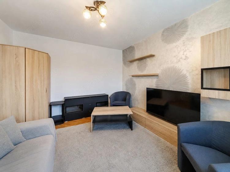 Apartament cu 2 camere decomandat în Trivale