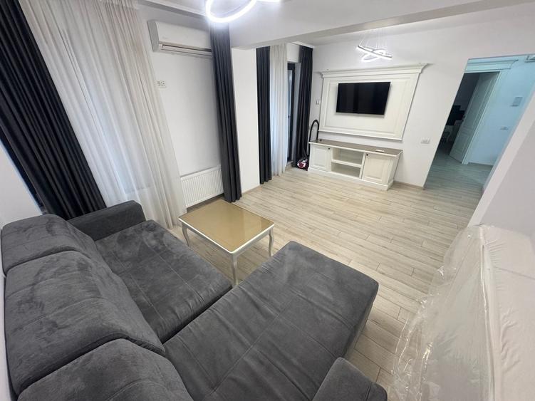 Apartament cu 2 camere decomandat, mobilat în Tomis Plus