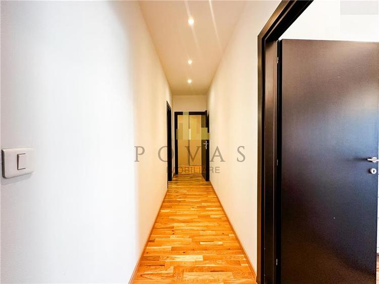 Apartament cu 3 camere decomandat, mobilat în Băneasa