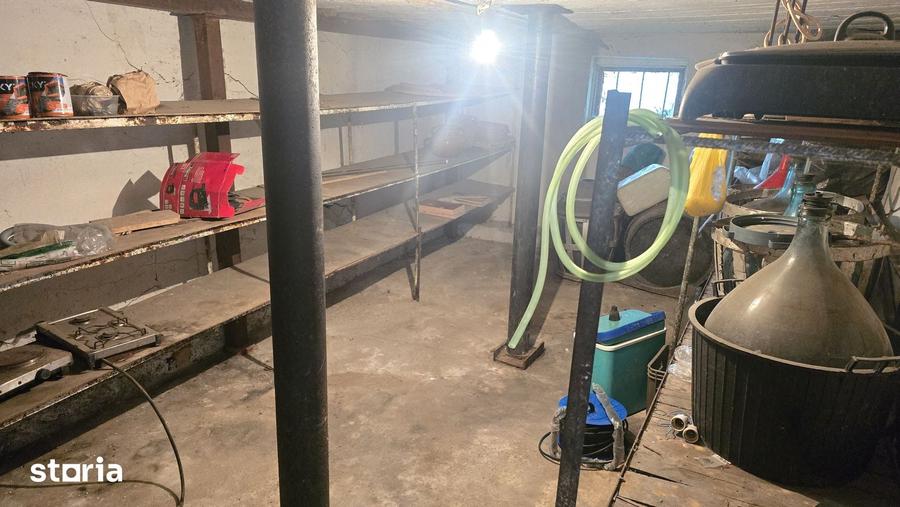 Casă cu 4 camere cu Teren 856 Mp în Central