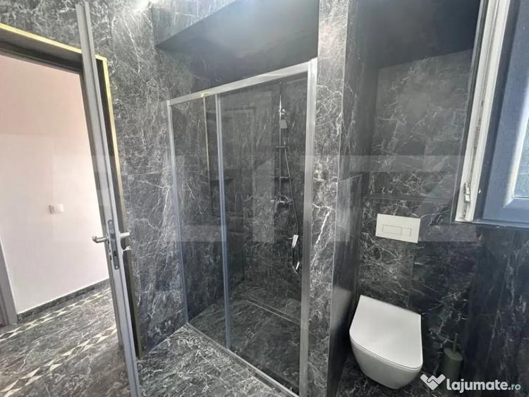 Casă cu 4 camere cu Teren 500 Mp în Central