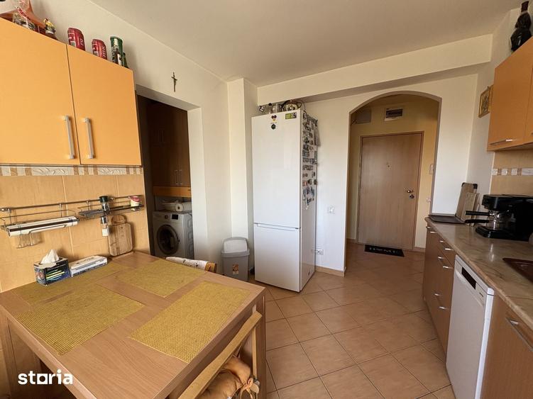 Apartament cu 4 camere în Ultracentral