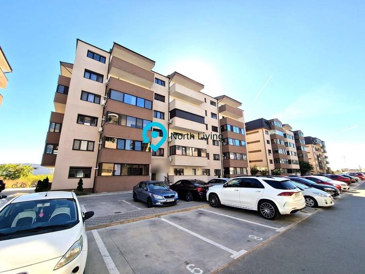 Apartament cu 3 camere decomandat în Est