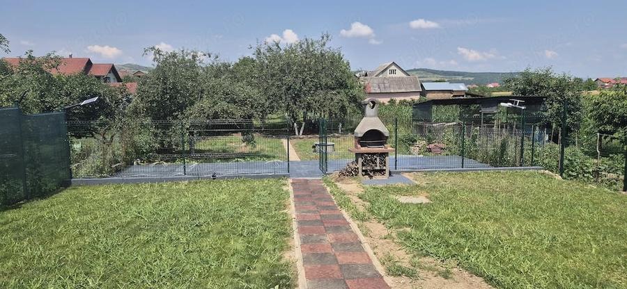 Casă cu Teren 1500 Mp în Central