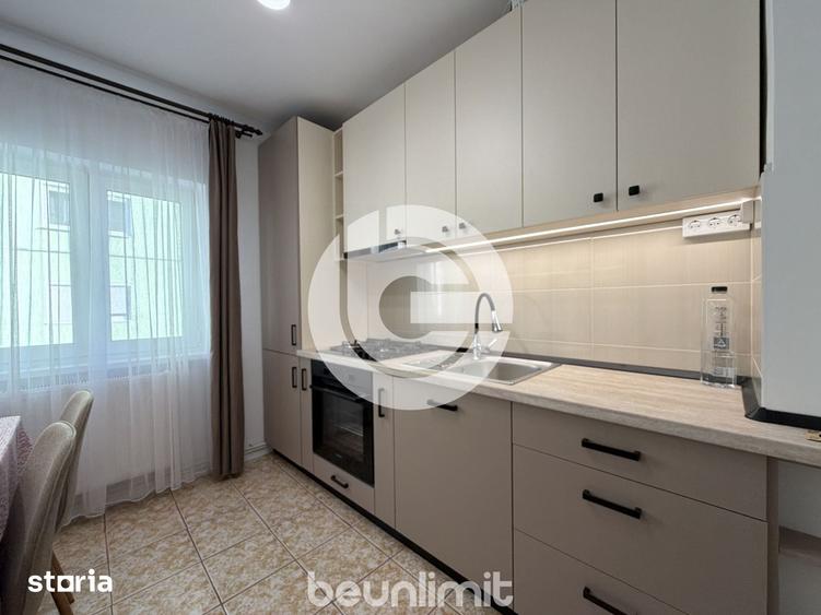 Apartament cu 3 camere în Vasile Aaron