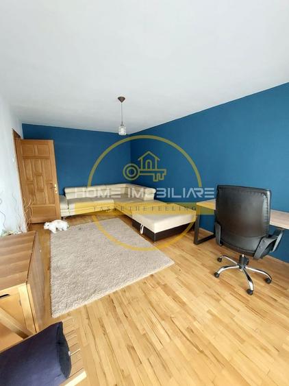 Apartament cu 4 camere decomandat, mobilat în Nicolina