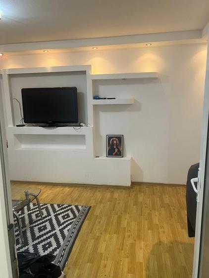 Apartament cu 2 camere decomandat în Dristor