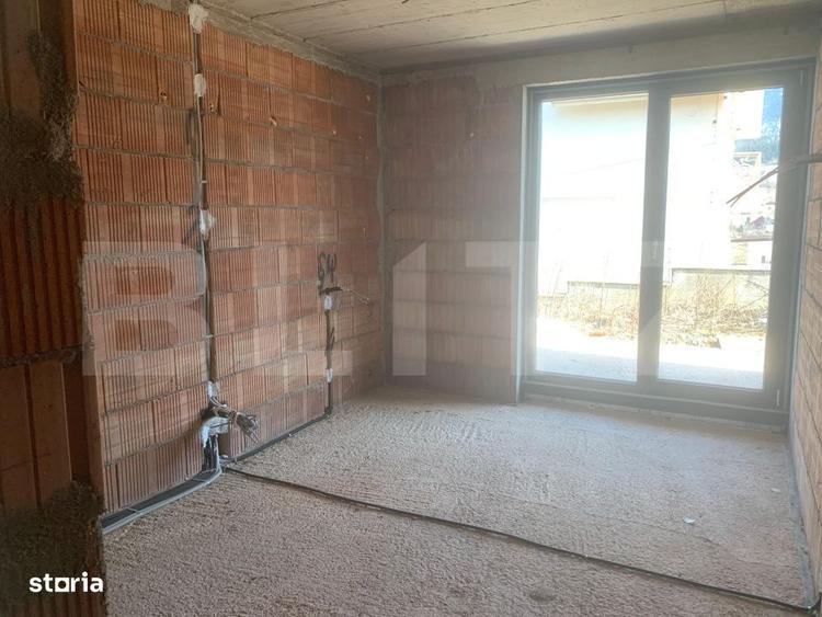 Casă cu 4 camere cu Teren 646 Mp în Bran