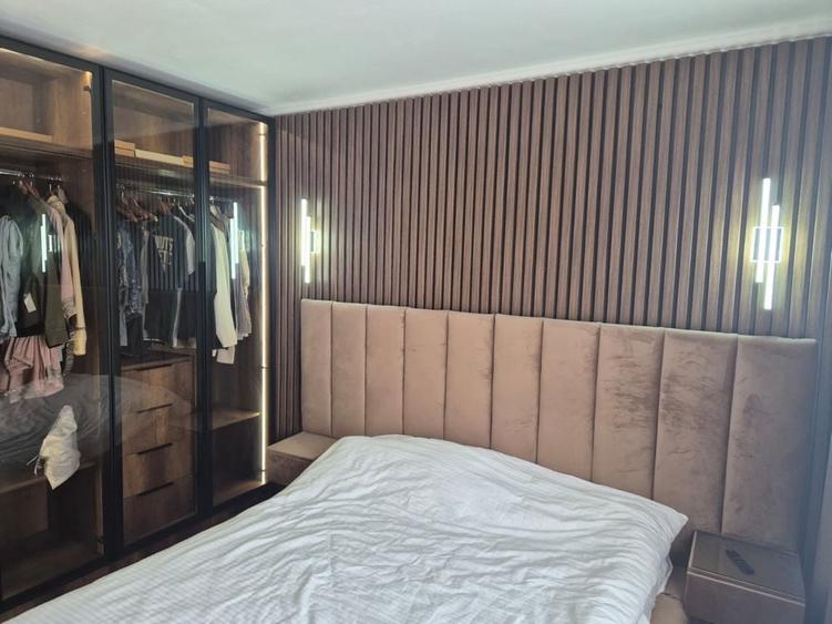 Apartament cu 4 camere decomandat în Rogerius