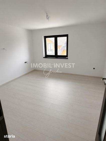 Casă cu 4 camere cu Teren 800 Mp în Central