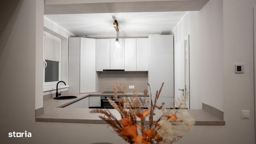 Apartament cu 4 camere în Cristian