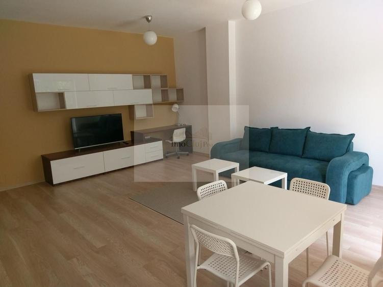 Apartament cu 2 camere semidecomandat, mobilat în Mănăștur